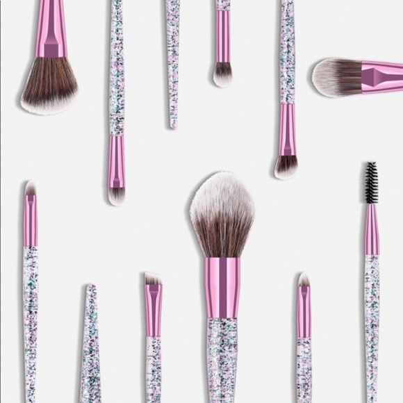 Glittery handle brushes - Picture 2 of 3